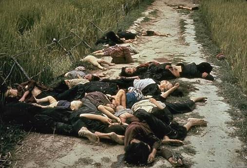 https://upload.wikimedia.org/wikipedia/commons/7/77/My_Lai_massacre.jpg