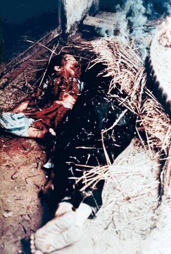 https://upload.wikimedia.org/wikipedia/commons/thumb/f/fa/Dead_woman_child-My_Lai.jpg/640px-Dead_woman_child-My_Lai.jpg