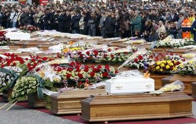Mourners attend the state funeral ceremony following the earthquake ...