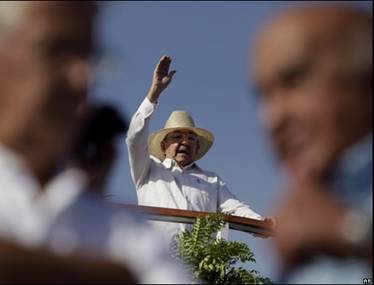 Президент Кубы Рауль Кастро на празднованиях в Гаване