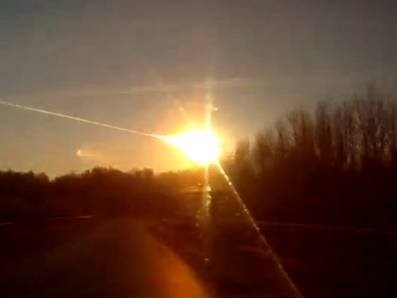 http://polit.ru/media/photolib/2013/02/15/meteorit_1_1360906968.png